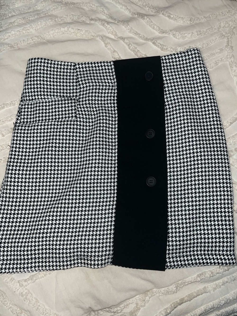 Black & White Houndstooth Mini Skirt with Center Button Panel